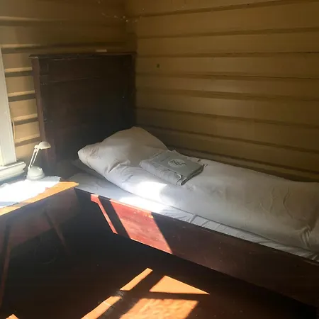 Dom wakacyjny 1770s Farm With Floating Sauna By