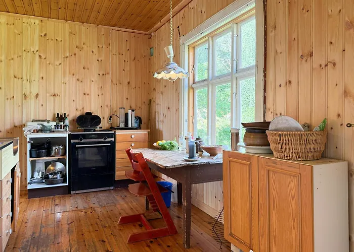 Dom wakacyjny 1770s Farm With Floating Sauna By